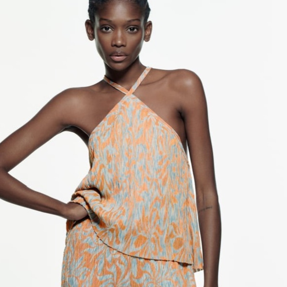 NWOT. Zara Jacquard Top